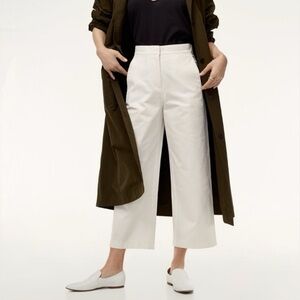 Aritzia Babaton The Group Walsh White Cropped Ankle Straight Leg Pants Size 4